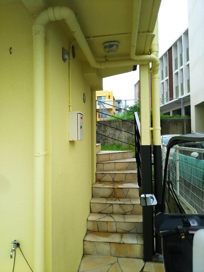 Urban Condominium Wafutei Naha Exteriör bild