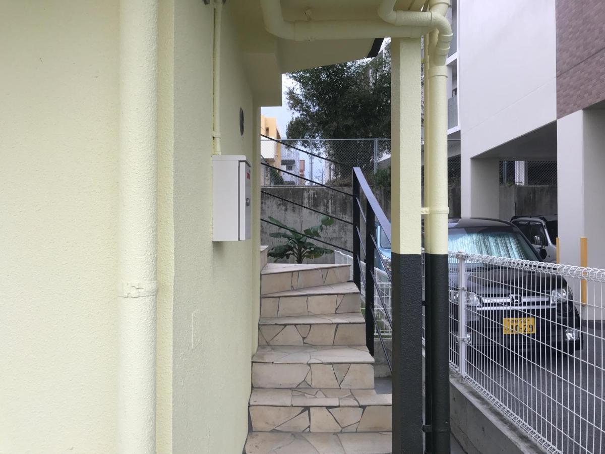 Urban Condominium Wafutei Naha Rum bild